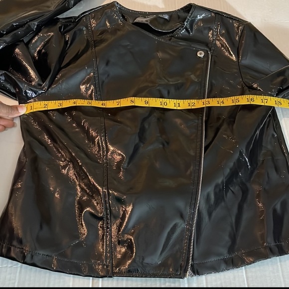 ♻️📸Shein Black Faux PU Leather Zipper Jacket size Medium - Picture 8 of 13